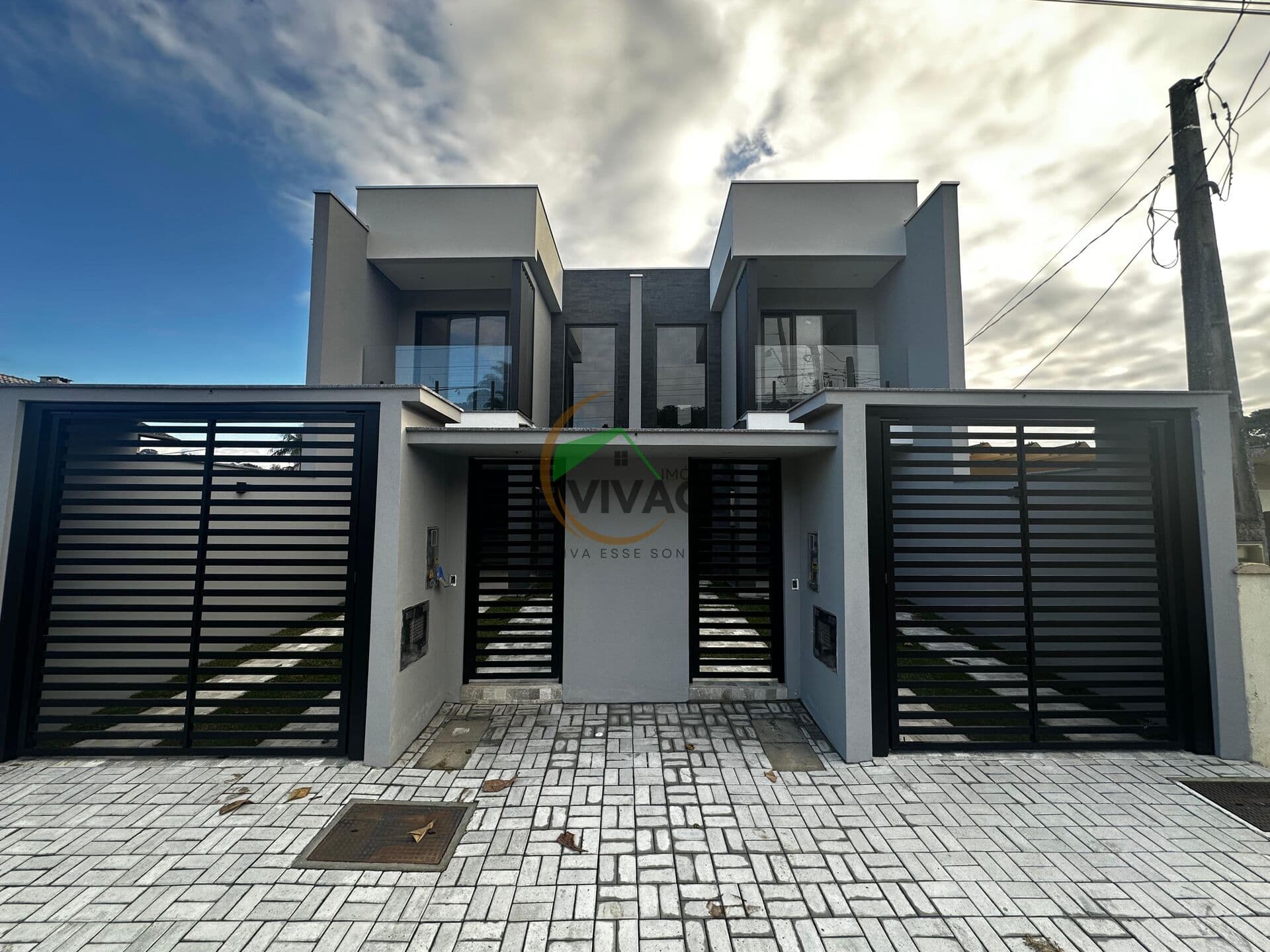 Sobrado Alto Padrão 03 Suites Agua Verde!