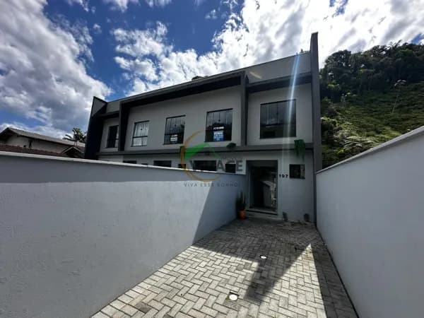Sobrado em Blumenau - Fortaleza Alta