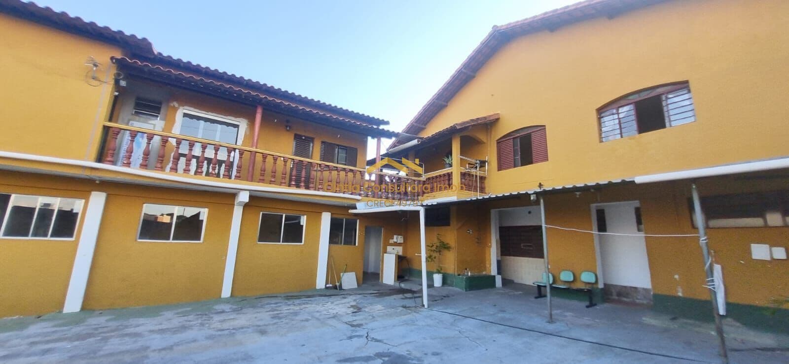 CASA PADRÃO À VENDA NO BAIRRO ANGOLA/BETIM.