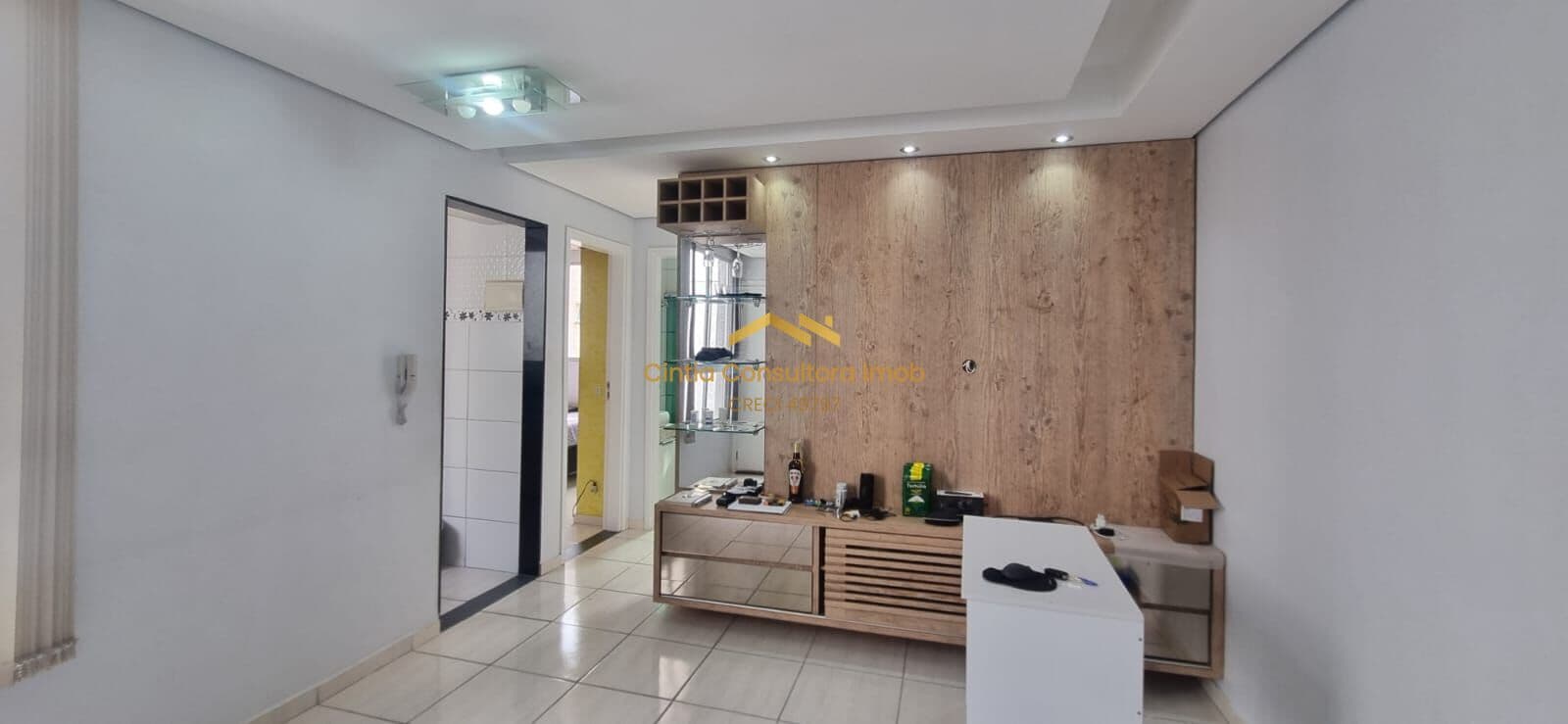 LINDO APARTAMENTO REFORMADO À VENDA NO NITÉROI/BETIM.