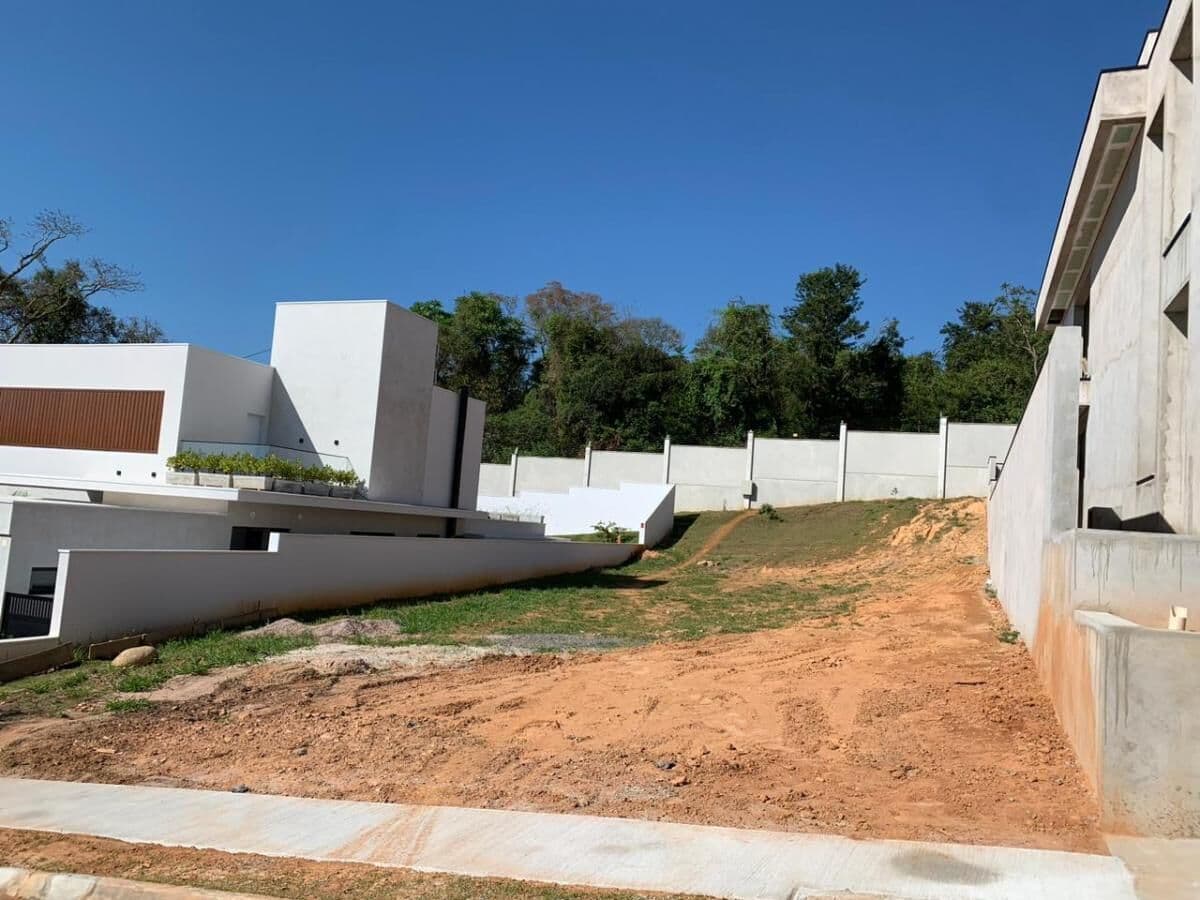 Maravilhoso lote com 600m2 no condomínio Reserva Marajoara.