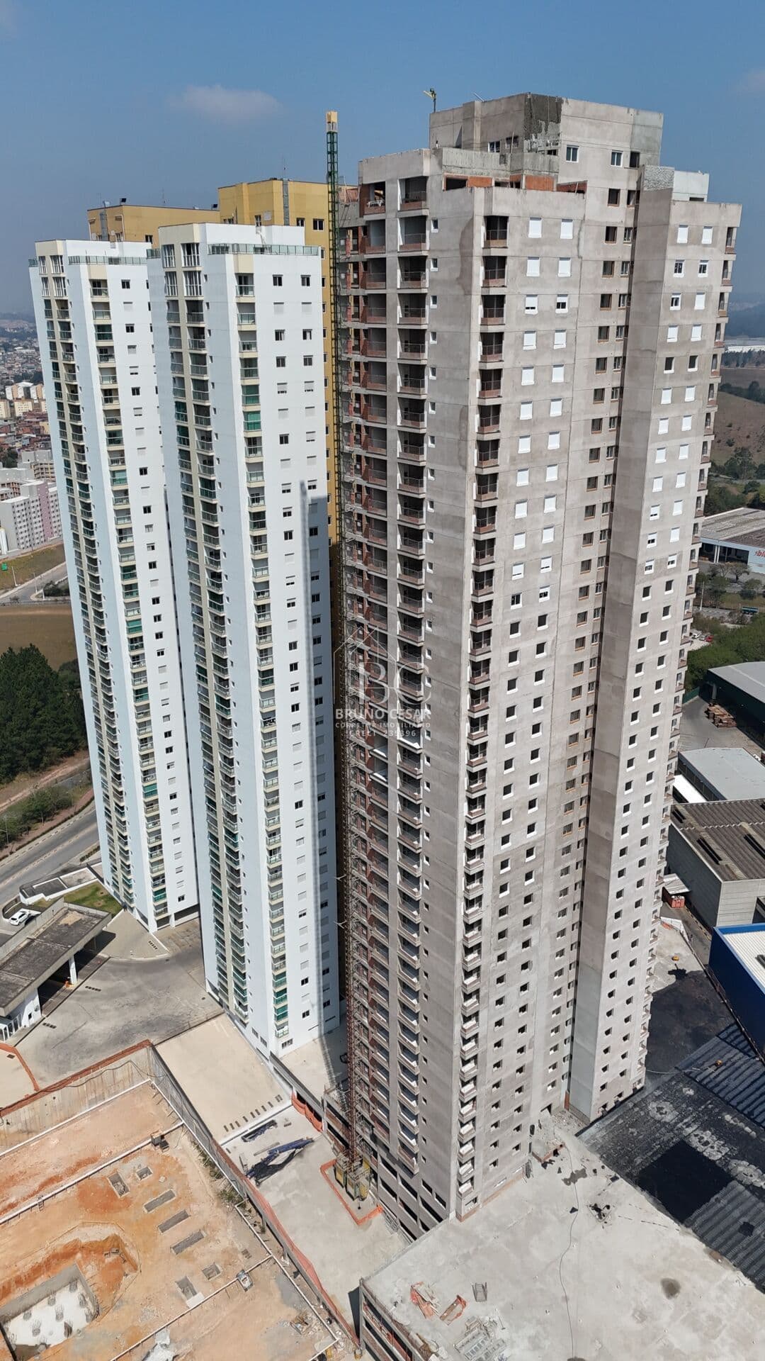 VENDA - Cota de 3 dorms G17 1280 - Planta de 125m² - Res. Parque Firenze