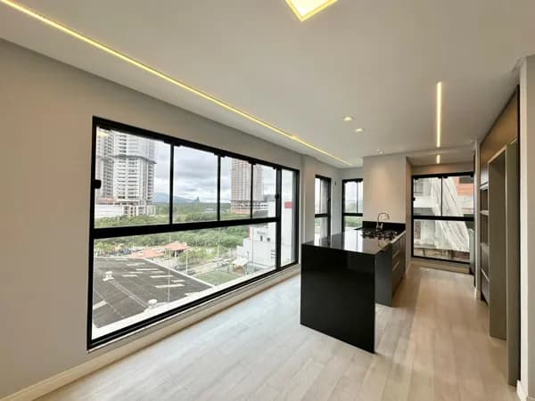 Apartamento Semi Mobiliado com 3 Dormitórios e 2 Vagas