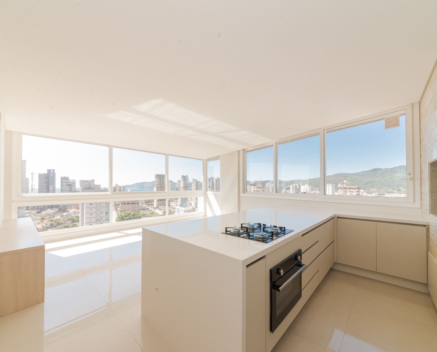 Apartamento Pronto Alto Padrão com 2 suítes no Perequê