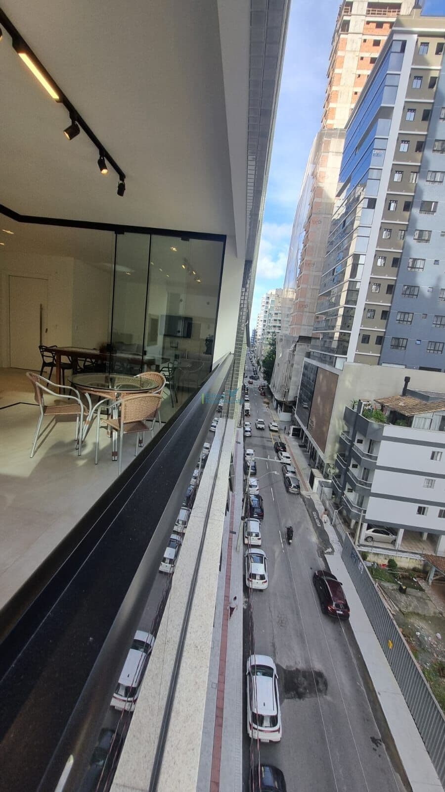 Apartamento em Itapema - Meia Praia
