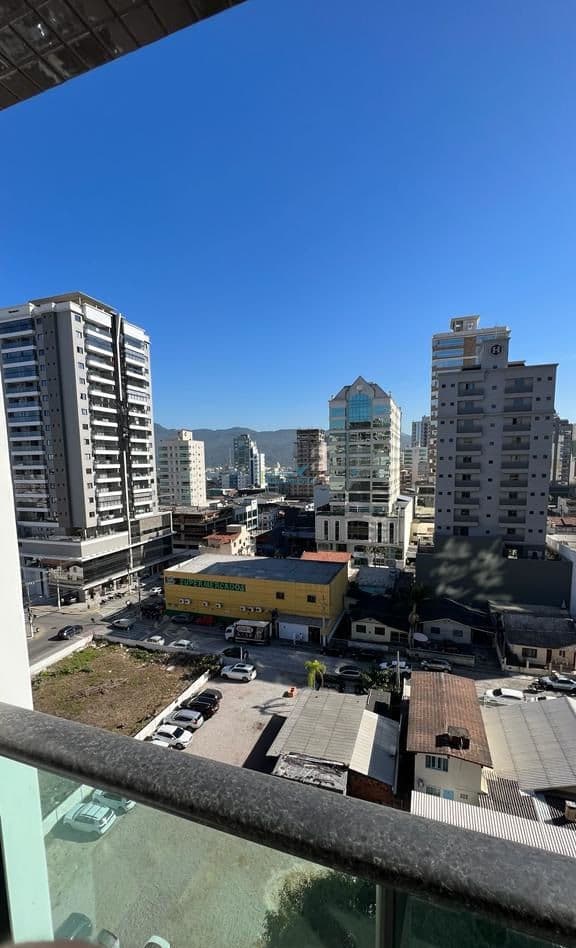 Apartamento em Itapema - Meia Praia