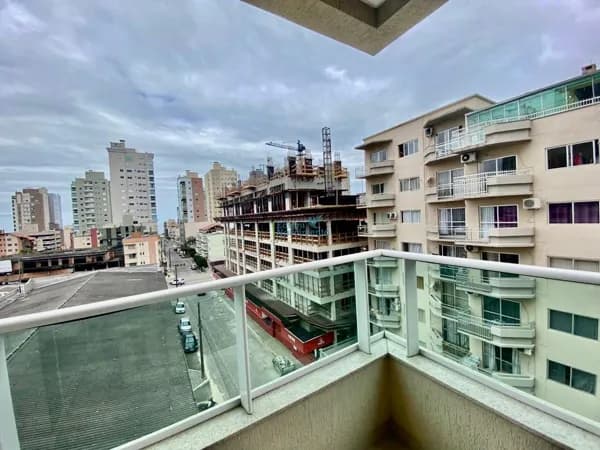 Apartamento em Itapema - Meia Praia