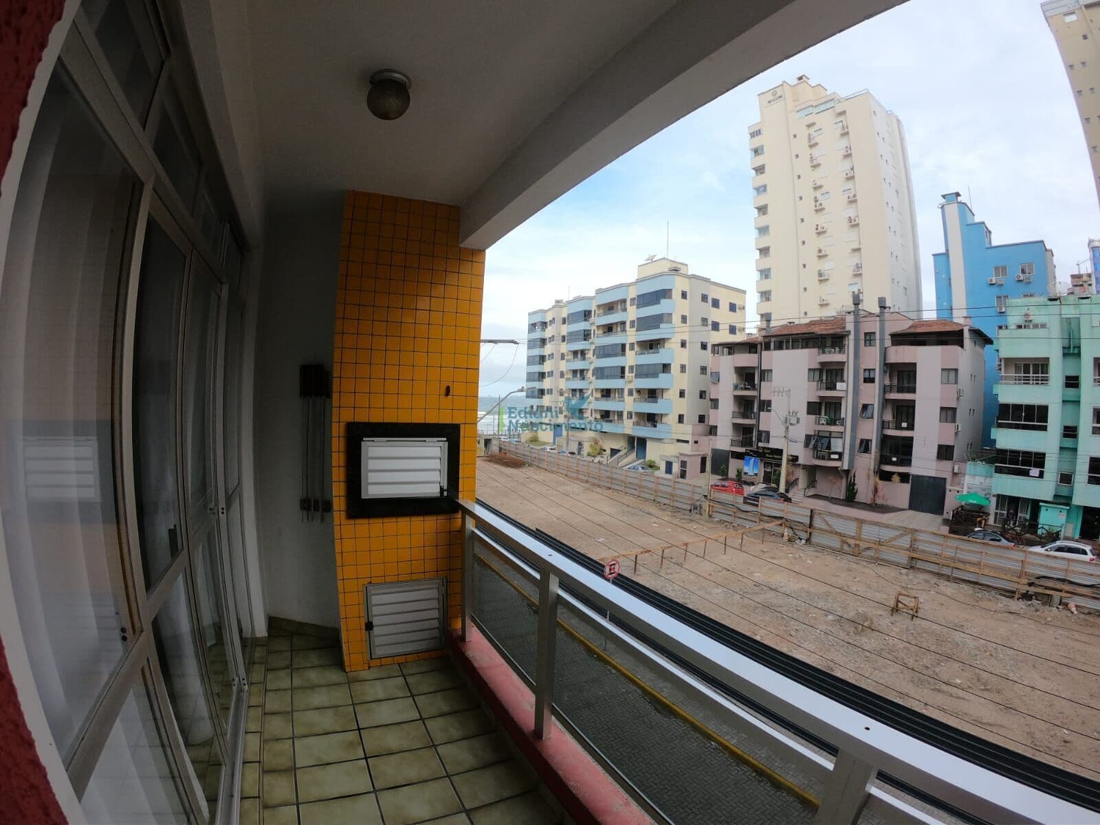 Apartamento em Itapema - Meia Praia