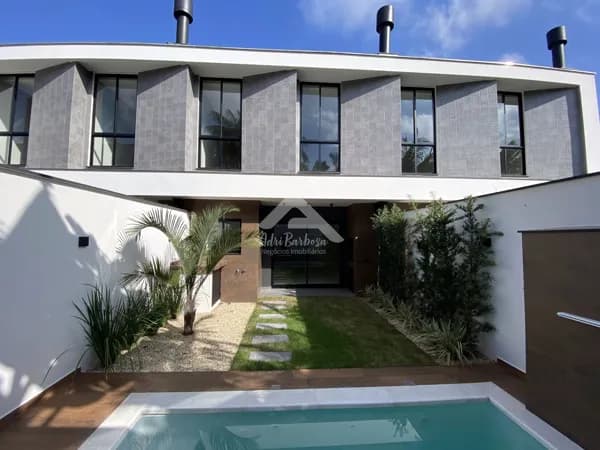 Casa em Jaraguá do Sul - Vila Lalau