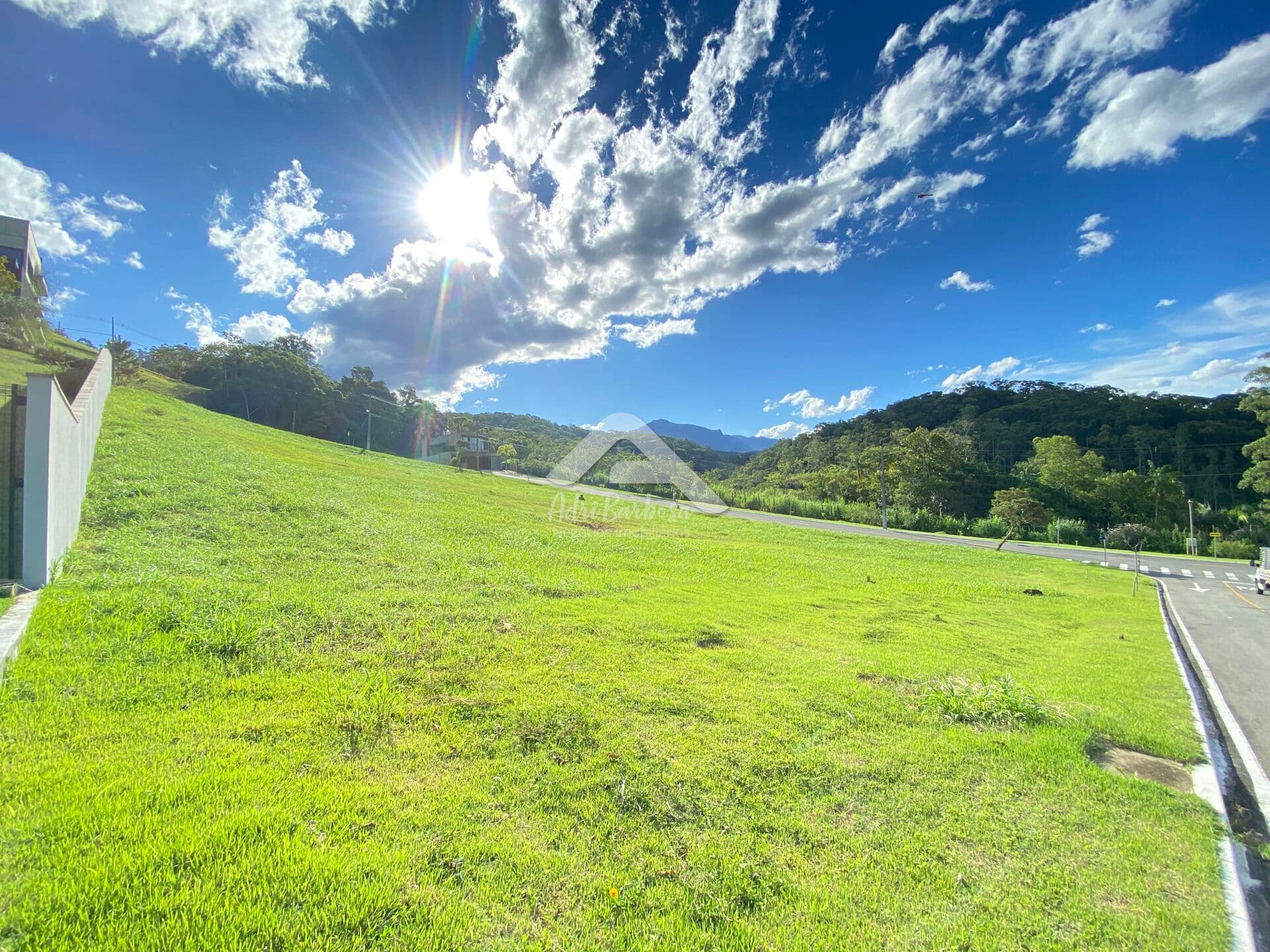 Seu Novo Projeto Começa Aqui: Terreno à Venda em Jaraguá do Sul