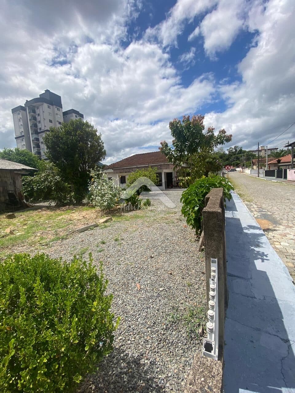 Terreno PLANO RESIDENCIAL OU COMERCIAL