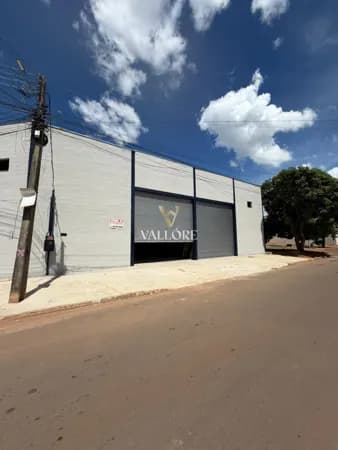 GALPÃO Á VENDA EM GOIANIRA