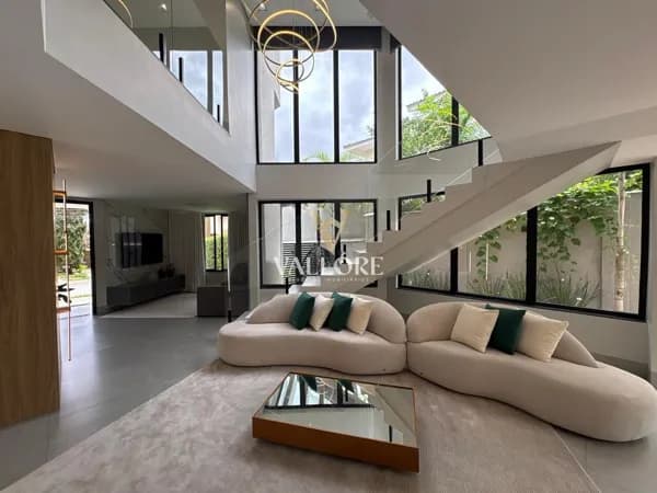 Casa em Condomínio fechado. Jardins Madri | 3 suites
