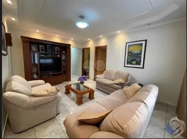 Casa Assobradada 244m2 área construída - Jardim do Estádio - Santo André -SP.