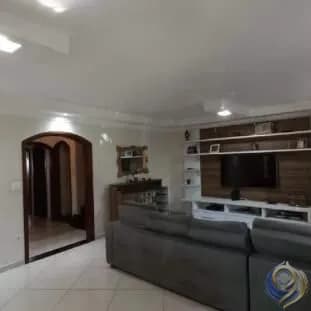 Sobrado 327m2 área construída sendo 04 Dormitórios por R$ 2.000.000.