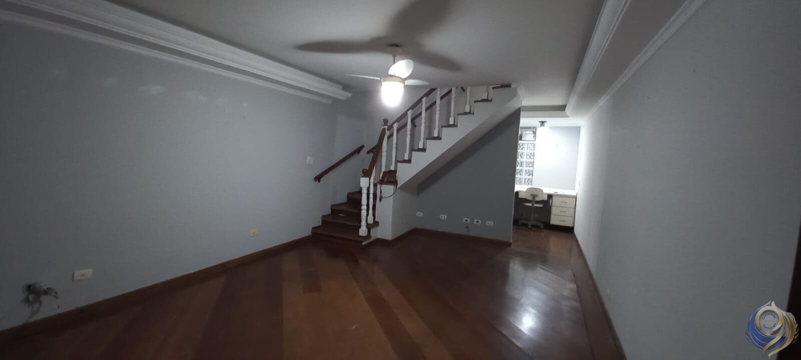 Sobrado Bairro Jardim com 02 Dormitórios e 2 banheiros à Venda, 101m² área construída por R$ 602.000