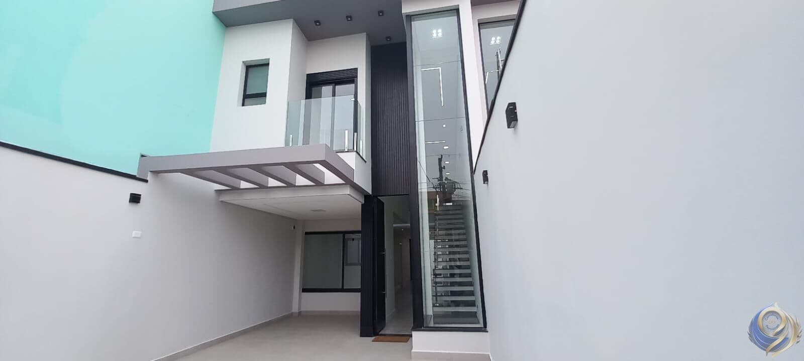 Sobrado 3 Suítes e 3 Vagas à venda no bairro Vila Alzira - Santo André/SPNOVO
