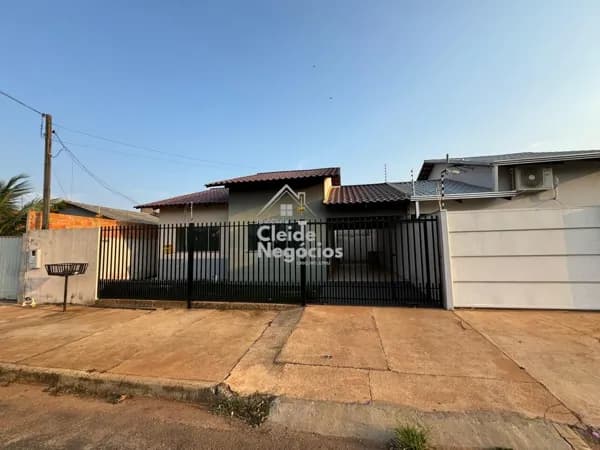 Casa em Campo Novo do Parecis - Alvorada