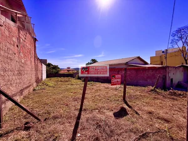 Lote 300m²