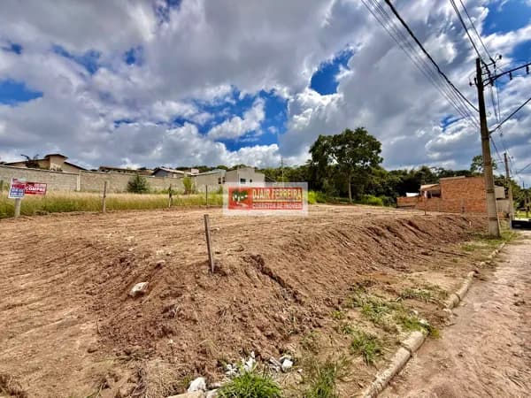 Terreno 302m² / 602m²