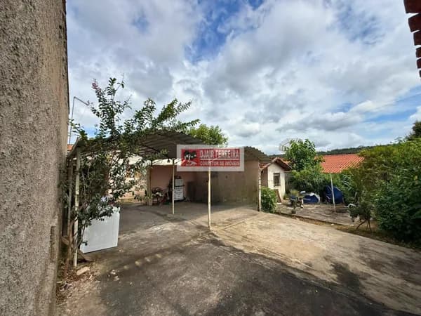 Casa em lote 480m²
