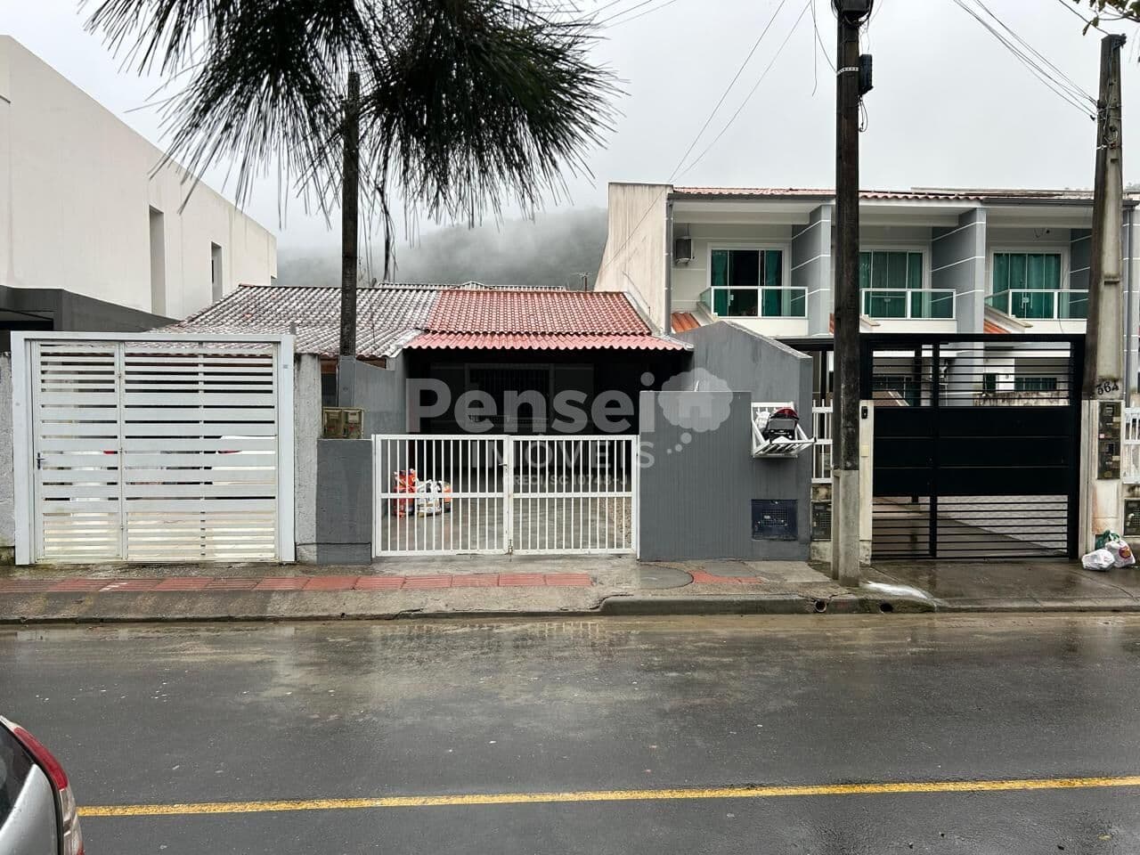 Casa Financiável São José: Seu Novo Lar com 2 Dormitórios e Cozinha Americana!