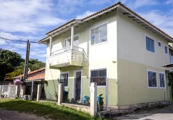 Apartamento Espaçoso e Confortável nos Ingleses do Rio Vermelho, com Contrato de Locação Ativo!