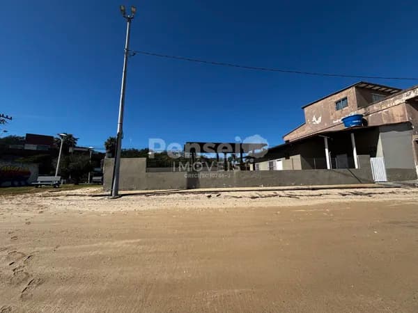 Casa Aconchegante em Cacupé, Florianópolis: 2 Dormitórios