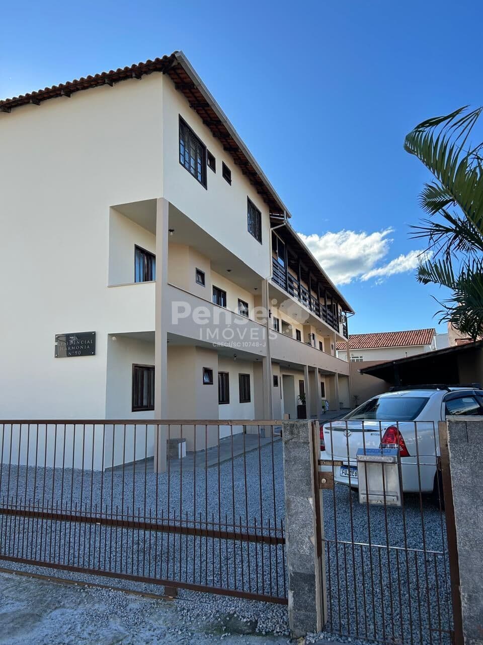 Amplo apartamento 3 dormitórios com suíte – Ingleses do Rio Vermelho , Florianópolis