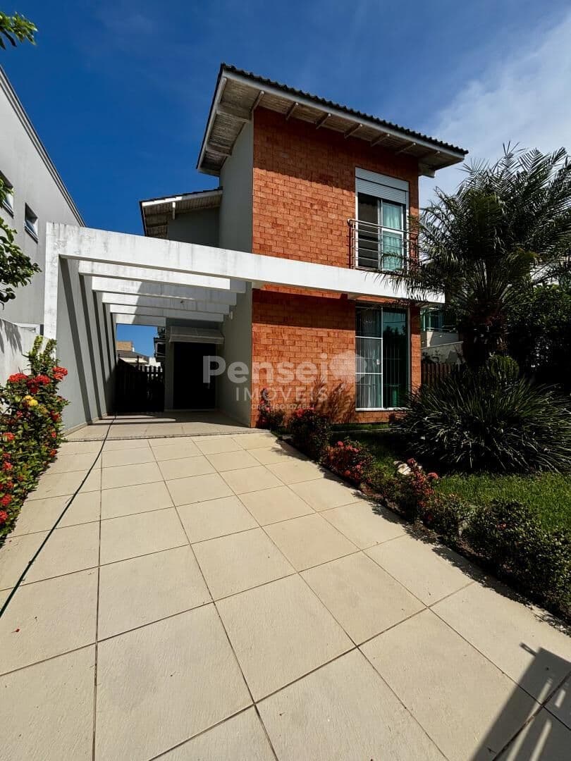 Casa Semi Mobiliada em Loteamento Seguro – 1km da Praia – Cachoeira do Bom Jesus