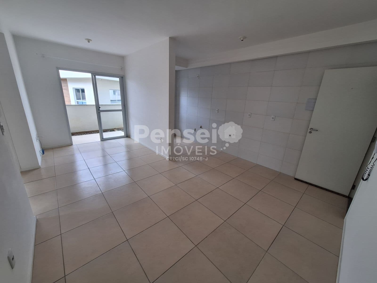 Apartamento em Palhoça - São Sebastião
