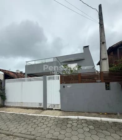 Excelente Casa 3 dormitórios São João do Rio Vermelho - Florianópolis/SC