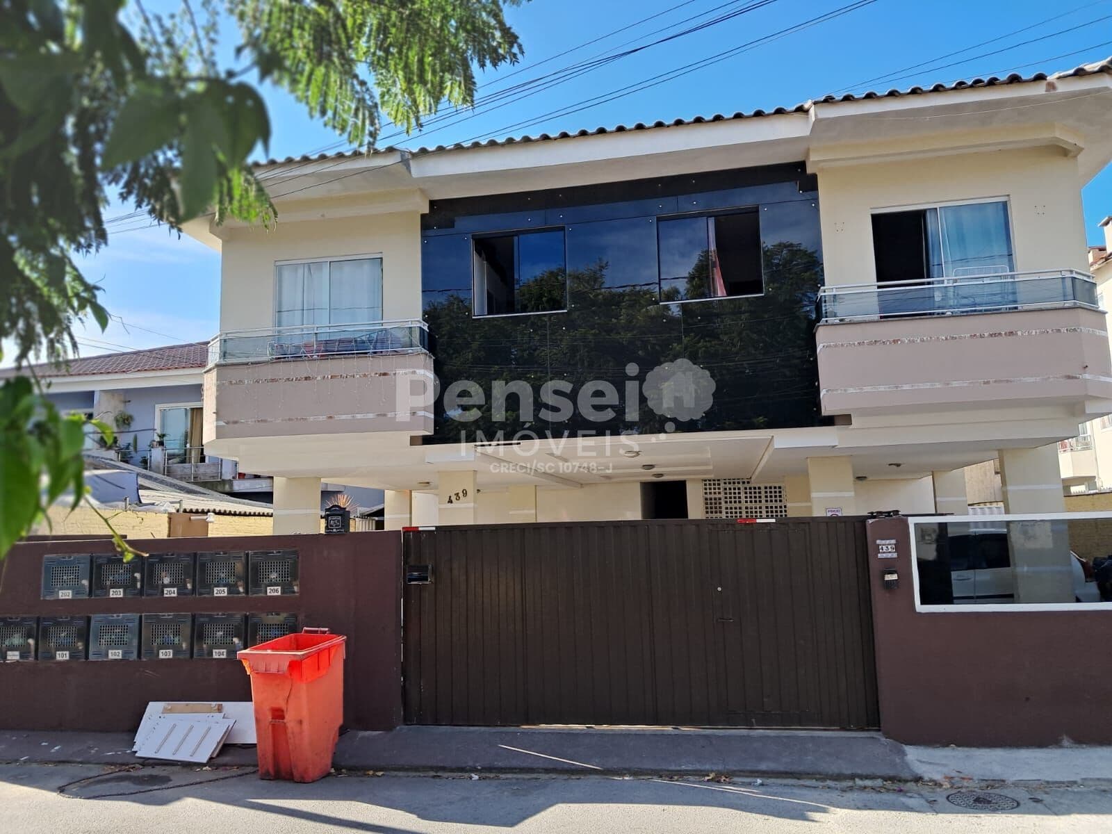 Apartamento térreo, com 03 dormitórios - Ingleses do Rio Vermelho - Florianópolis/SC