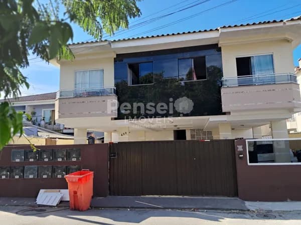 Apartamento térreo, com 03 dormitórios - Ingleses do Rio Vermelho - Florianópolis/SC