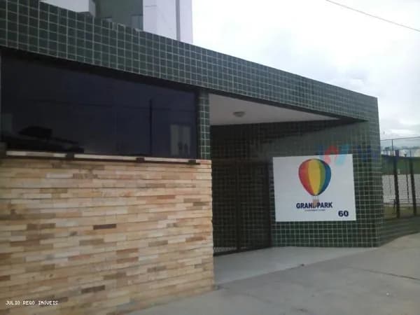 Apartamento à Venda – Edifício Grand Park | 14º Andar | 2 Quartos com Suíte – Caruaru/PE
