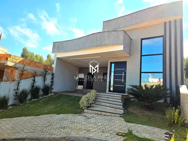 Casa à venda Condomínio Cidade Jardim - Alfenas/MG