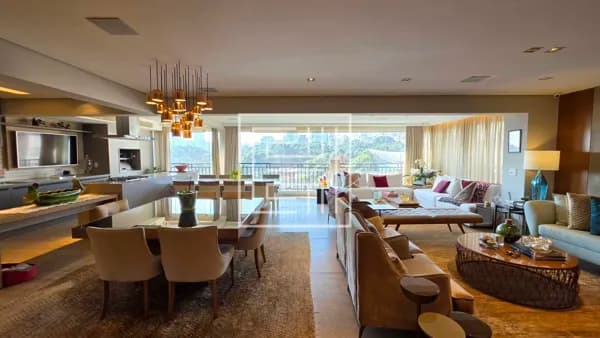 Apartamento de 244m² com 3 suítes e 4 vagas à venda em Perdizes