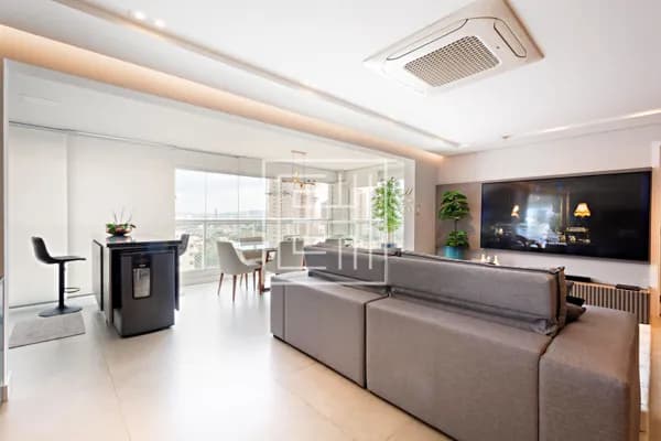 Apartamento de 123m² com 3 dormitórios sendo 2 suítes e 3 vagas à venda na Pompéia