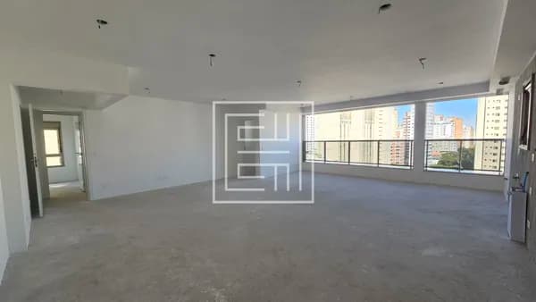 Apartamento de 144m² sendo 3 suítes e 2 vagas à venda em Perdizes