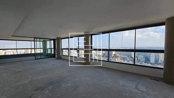 Apartamento de 333m² com 4 Suítes e 4 Vagas à venda na Vila Madalena