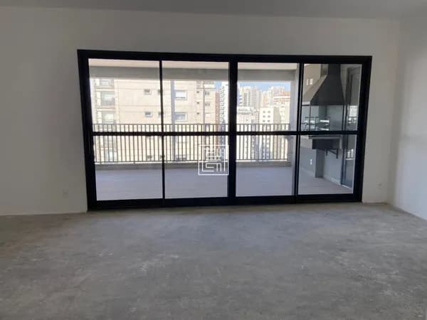 Apartamento de 150m² com 3 suítes e 3 vagas à venda em Perdizes