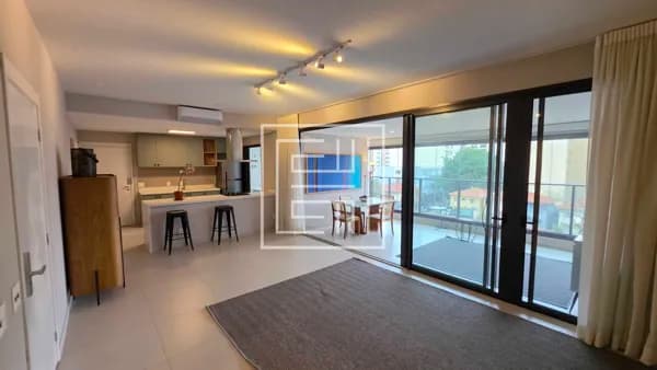 Apartamento de 141m² com 3 suítes e 2 vagas à venda em Perdizes