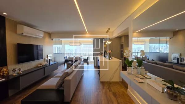 Apartamento Cobertura Duplex com 3 dormitórios sendo 2 suítes e 5 vagas à venda na Vila Romana