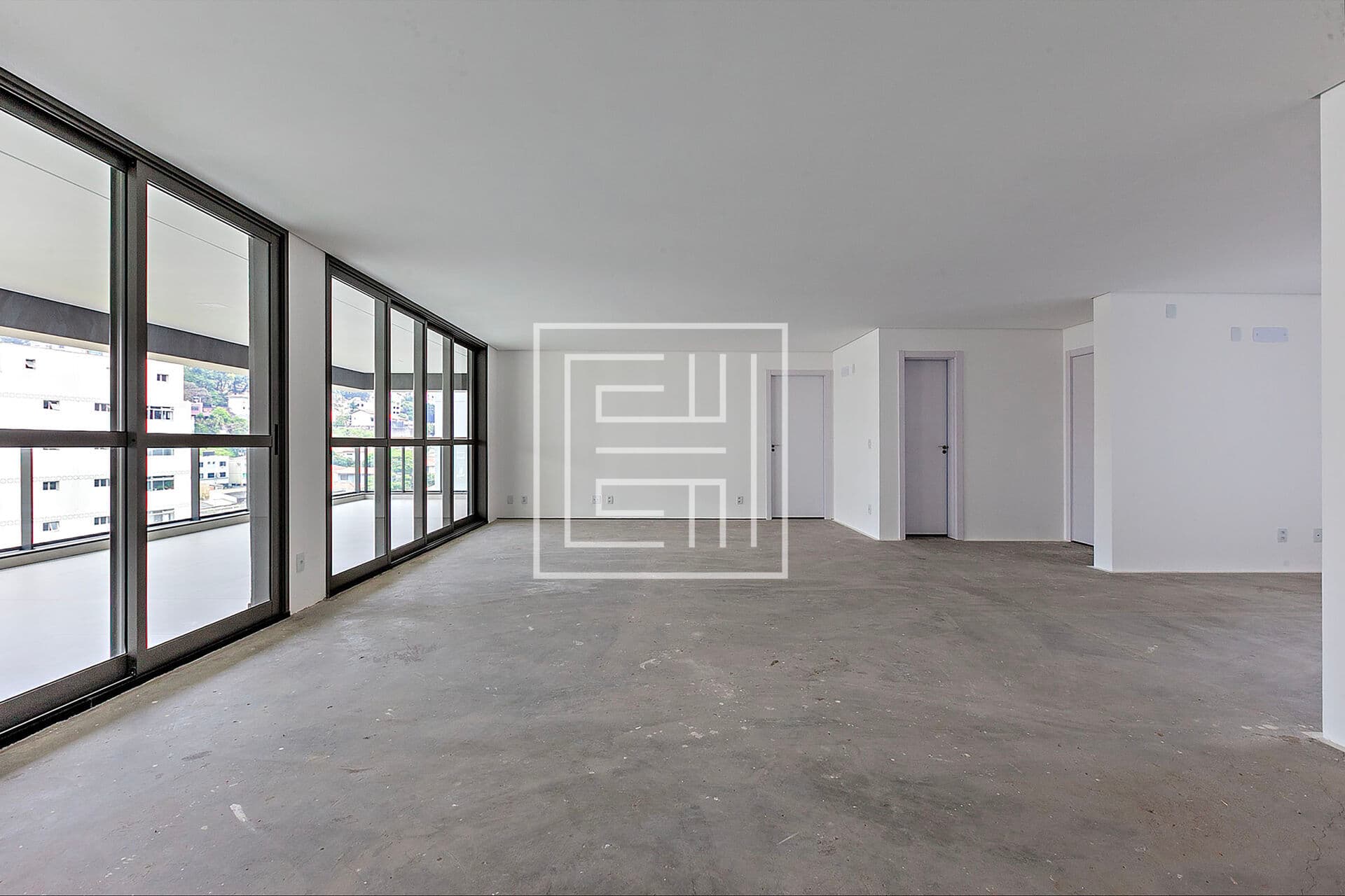 Apartamento de 277m² com 4 suítes e 4 vagas à venda em Perdizes