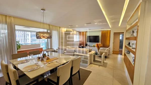 Apartamento de 185m² com 3 suítes e 4 vagas à venda em Perdizes