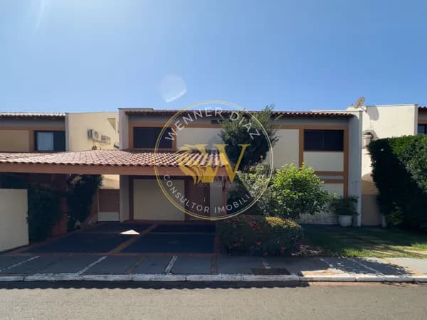 Casa Térrea no Condomínio Green Village – Amplitude, Conforto e Estrutura Completa em Dois Terrenos