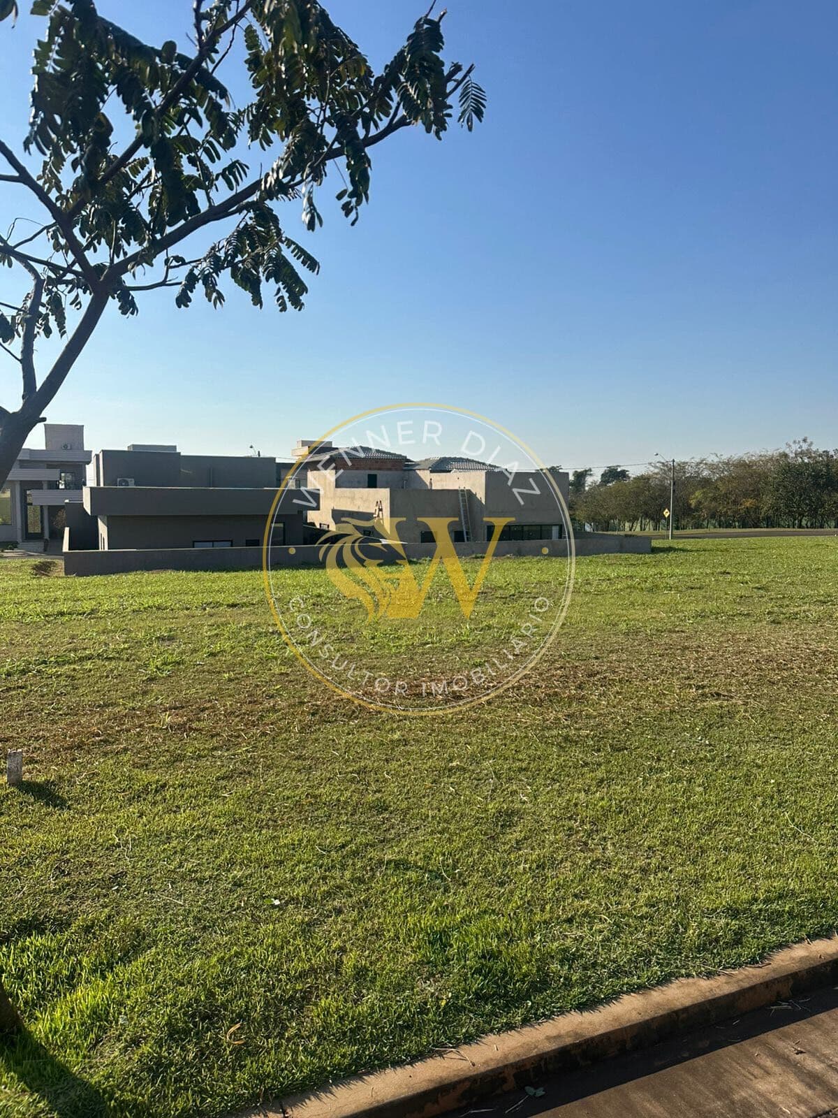 Viva com exclusividade no Terras Alphaville Mirassol | Construa seu futuro em um condomínio de alto padrão