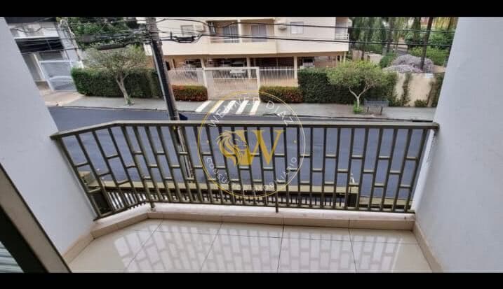 Apartamento Padrão - 3 Dormitórios, sendo 1 Suíte - Venda