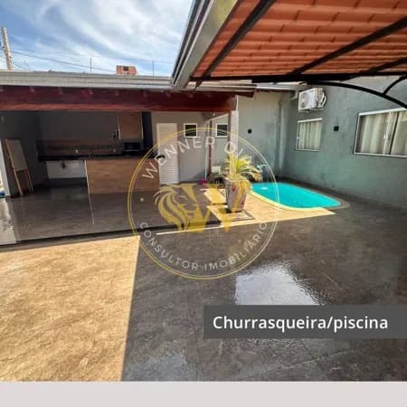 CASA COM 3 DORMITÓRIOS E PISCINA NO RESIDENCIAL CAETANO 1 🏡✨