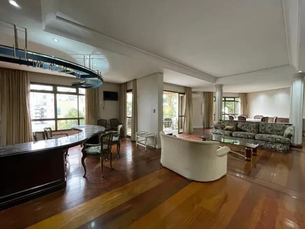 Amplo apartamento 03 D/02suítes 02 vgs região Beira Mar Norte ÓTIMO $ m²